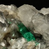 Beryl (variety emerald), Calcite
110x85x85mm, xl=30mm
(Autor: Fiebre Verde)