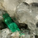 Beryl (variety emerald), Calcite
110x85x85mm, xl=30mm
(Autor: Fiebre Verde)