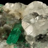 Beryl (variety emerald), Calcite
110x85x85mm, xl=30mm
(Autor: Fiebre Verde)