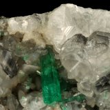 Beryl (variety emerald), Calcite
110x85x85mm, xl=30mm
(Autor: Fiebre Verde)