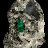 Beryl (variety emerald), Calcite
60x55x80mm, xl=6+8mm
(Autor: Fiebre Verde)