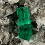Beryl (variety emerald), Calcite
60x55x80mm, xl=6+8mm
(Autor: Fiebre Verde)