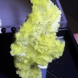 Carlhintzeite
Provincia Guizhou, China
48mm x 22mm x 11mm
(Autor: QT.JojoGuo)