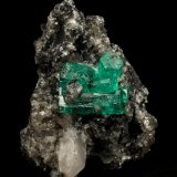 Beryl (variety emerald), Calcite
27x40x31mm, aggregate=15x13mm
(Autor: Fiebre Verde)