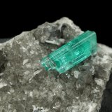 Beryl (variety emerald), Calcite, Dolomite, Pyrite
32x41x31mm, xl=15mm
(Autor: Fiebre Verde)