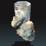 Beryl (variety aquamarine) with Schorl and Orthoclase
27 mm x 44 mm x 22 mm
(Autor: Firmo Espinar)