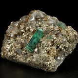 Beryl (variety emerald), Dolomite, Pyrite
35x27x12mm, main xl=11mm
(Autor: Fiebre Verde)
