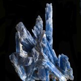 Kyanite
17 X 14 X 9 cm
(Autor: Jean Suffert)