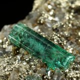 Beryl (variety emerald), Dolomite, Pyrite
35x27x12mm, main xl=11mm
(Autor: Fiebre Verde)