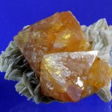 Scheelite, Muscovite
5.5 x 4.3 cm
(Autor: Don Lum)