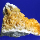 Smithsonite, Dolomite
8.5 x 6.5 cm
(Autor: Don Lum)
