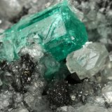 Beryl (variety emerald), Calcite, Pyrite
77x86x68mm, xl=19mm
(Autor: Fiebre Verde)