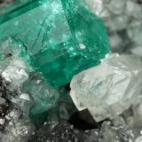 Beryl (variety emerald), Calcite, Pyrite
77x86x68mm, xl=19mm
(Autor: Fiebre Verde)