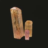 Topaz (variety imperial)
4.5 x 1.3 cm for the "big" one
(Autor: Jean Suffert)