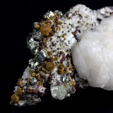 Calcite, Goethite, Hematite, Pyrite, Dolomite
10.2 x 5.5 x 4.7 cm
(Autor: Don Lum)