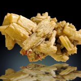 Pyromorphite
33 mm x 22 mm x 22 mm
(Autor: Firmo Espinar)