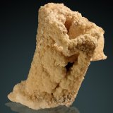 Calcite (variety kanonenspat) and Quartz
67 mm x 33 mm x 32 mm main crystal
(Autor: Firmo Espinar)