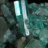 Beryl (variety emerald), Calcite
85x80x60mm - Detail
(Autor: Fiebre Verde)
