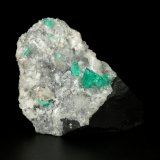 Beryl (variety emerald), Calcite, Quartz
43x68x27mm, largest xl=8mm
(Autor: Fiebre Verde)