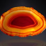 Quartz (variety agate)
68 mm x 43 mm x 2 mm
(Autor: Firmo Espinar)