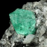Beryl (variety emerald), Calcite, Dolomite
39x24x18mm, xl=9mm
(Autor: Fiebre Verde)