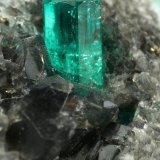 Beryl (variety emerald), Calcite, Dolomite, Pyrite
84x43x54mm, xl=7mm
(Autor: Fiebre Verde)
