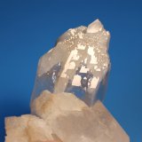 Quartz
10.5 x  7.7 x 6.0 cm
(Autor: Don Lum)