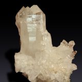 Quartz
47 mm x 65 mm x 38 mm
(Autor: Firmo Espinar)