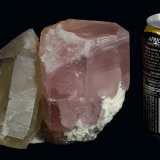 Beryl (var. Morganite) with Quartz and Albite
150 x 118 x 113 mm
(Autor: GneissWare)