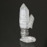 Quartz, Calcite
6.8 x 2.6 x 2.4 cm
(Autor: Don Lum)