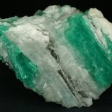 Beryl (variety emerald), Calcite
105x80x60mm
(Autor: Fiebre Verde)