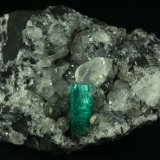 Beryl (variety emerald), Calcite
46x42x34mm
(Autor: Fiebre Verde)