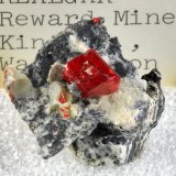 Realgar
24 x 22 x 16 mm overall
(Autor: GneissWare)
