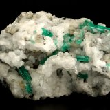 Beryl (variety emerald), Calcite
130x85x100mm, xls up to 27mm
(Autor: Fiebre Verde)