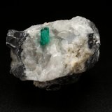 Beryl (variety emerald), Calcite
46x36x37mm, xl=7mm
(Autor: Fiebre Verde)