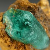 Beryl (variety emerald), Calcite
38x44x30mm, xl=22x14mm
(Autor: Fiebre Verde)