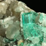 Beryl (variety emerald), Calcite
85x80x60mm - Detail
(Autor: Fiebre Verde)