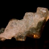 Orthoclase (variety adularia)
50 mm x 23 mm
(Autor: Don Lum)