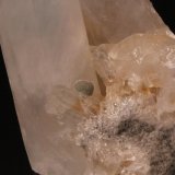 Cookeite, Quartz
91 mm x 60 mm x 47 mm
(Autor: Don Lum)