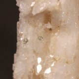 Cookeite, Quartz
116 mm x 56 mm x 42 mm
(Autor: Don Lum)