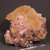 Fluorite, Barite
132 mm x 125 mm x 98 mm
(Autor: Don Lum)