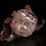 Calcite
85mm x 57mm x 47 mm
(Autor: Don Lum)