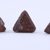 Zunyite
about 1.5 cm
(Autor: Arash Ghafari)