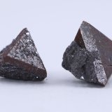 Zunyite
1.2 cm
(Autor: Arash Ghafari)