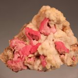 Rhodochrosite, Quartz
95mm x 80mm x 42mm
(Autor: Don Lum)