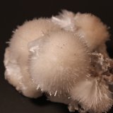Mesolite
163mm x 152mm x 103mm
(Autor: Don Lum)