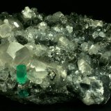 Beryl (variety emerald), Calcite, Pyrite
100x60x40mm
(Autor: Fiebre Verde)