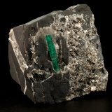 Beryl (variety emerald), Calcite, Pyrite
64x55x65mm, xl=27mm
(Autor: Fiebre Verde)