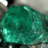 Beryl (variety emerald), Calcite, Dolomite, Pyrite
31x56x28mm, xl=19x6mm
(Autor: Fiebre Verde)