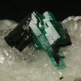 Beryl (variety emerald), Calcite
60x45x28mm
(Autor: Fiebre Verde)